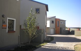 3 Bedroom Townhouse in Waterval East