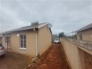 7 Bed House in Rosslyn