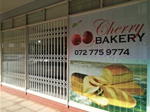 715 m² Commercial space in Parys