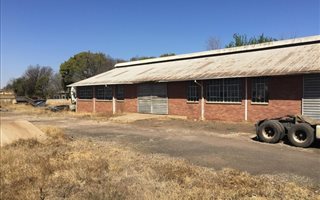 1360 m² Commercial space in Barberton