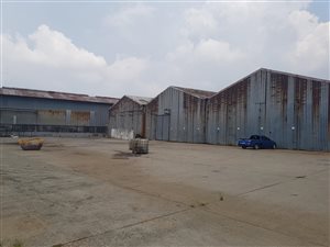 1300 m² Industrial space in Germiston South