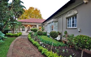4 Bedroom House in Baileys Muckleneuk