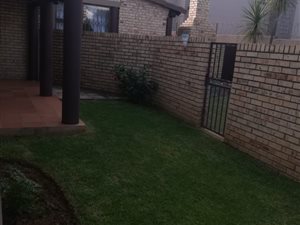 2 Bed Townhouse in Vanderbijlpark SW5