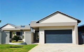 4 Bedroom House in Midstream Ridge Estate