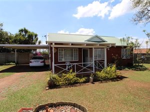 3 Bed Townhouse in Cleland