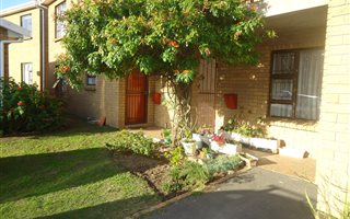 2 Bedroom Apartment in Kleinbron Park