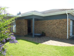 3 Bed Townhouse in Gonubie