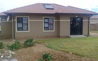 3 Bedroom House in Blue Hills