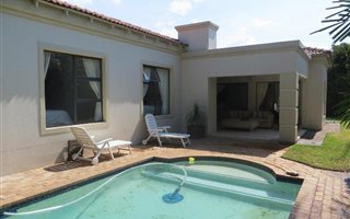 3 Bedroom Cluster in Dainfern Ridge
