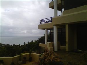 5 Bed House in Sheffield Beach