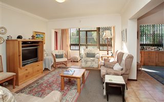 4 Bedroom House in Durbanville Hills
