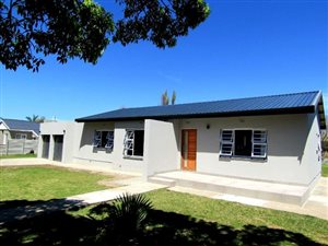 5 Bed House in Loerie Park