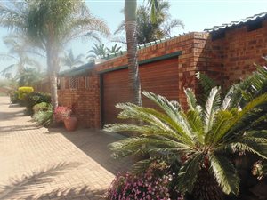 2 Bed Simplex in Florida Glen