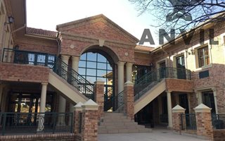 297 m² Office Space in Morningside