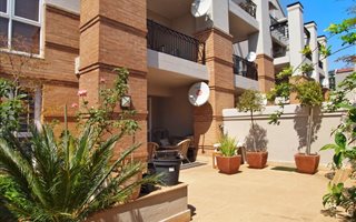2 Bedroom Apartment in Elton Hill