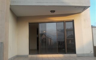 3 Bedroom Townhouse in Tasbet Park