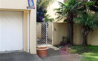 3 Bedroom House in Protea Valley