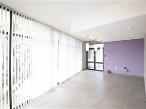 528 m² Industrial space in Halfway House