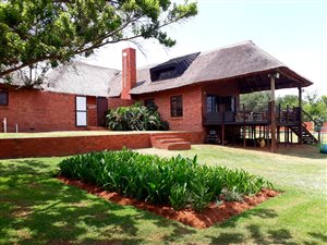 1.1 ha Farm in Kameeldrift East