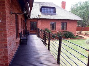 1.1 ha Farm in Kameeldrift East