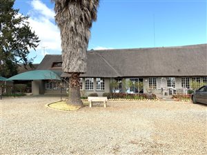 420 m² Commercial space in Bredell AH