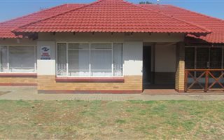 3 Bedroom House in Three Rivers