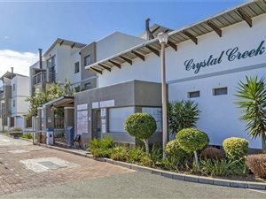 2 Bed Apartment in Whispering Pines