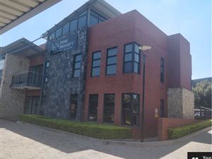 278 m² Commercial space in Halfway Gardens
