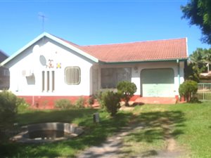 3 Bed House in Van Riebeeck Park