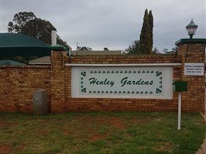 3 Bed Townhouse in Henley on Klip