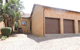 2 Bedroom Townhouse in Strubens Valley