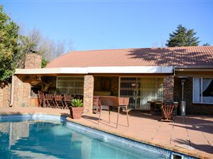 3 Bed House in Three Rivers East
