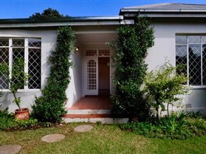 4 Bed House in Parkhurst