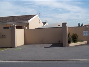 1 Bed Apartment in Silver Oaks