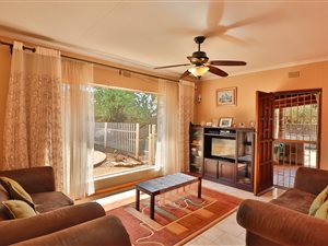 3 Bed House in Mayberry Park