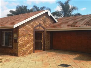 3 Bedroom House in Amberfield