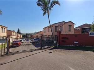 2 Bed Townhouse in Pinetown Central