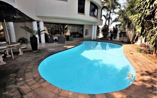 6 Bedroom House in Glenashley