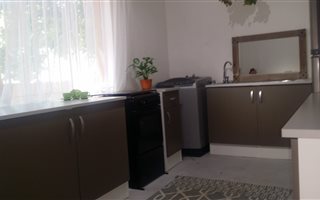 1 Bedroom Garden Cottage in The Gardens