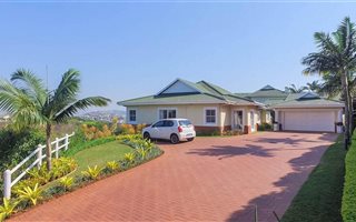 4 Bedroom House in Mt Edgecombe Estate 1 & 2