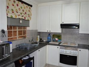2 Bed Townhouse in Magalieskruin