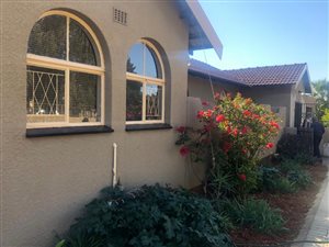 4 Bed House in Riviera