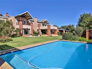 5 Bed House in Sterkfontein and surrounds