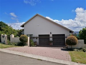 3 Bed House in Klein Brak River