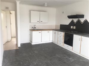 2 Bed Flat in Rockford