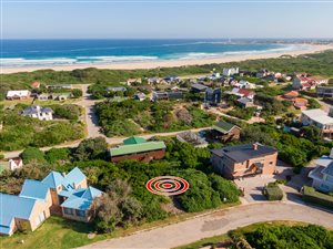 626 m² Land available in Cape St Francis