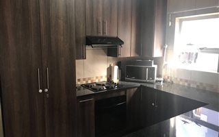 3 Bedroom Duet in Thatchfield