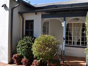 3 Bed House in Waterkloof Glen
