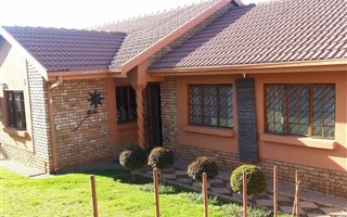 3 Bedroom House in Modelpark