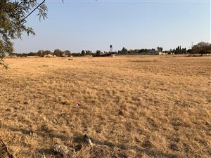 2 ha Farm in Mnandi AH